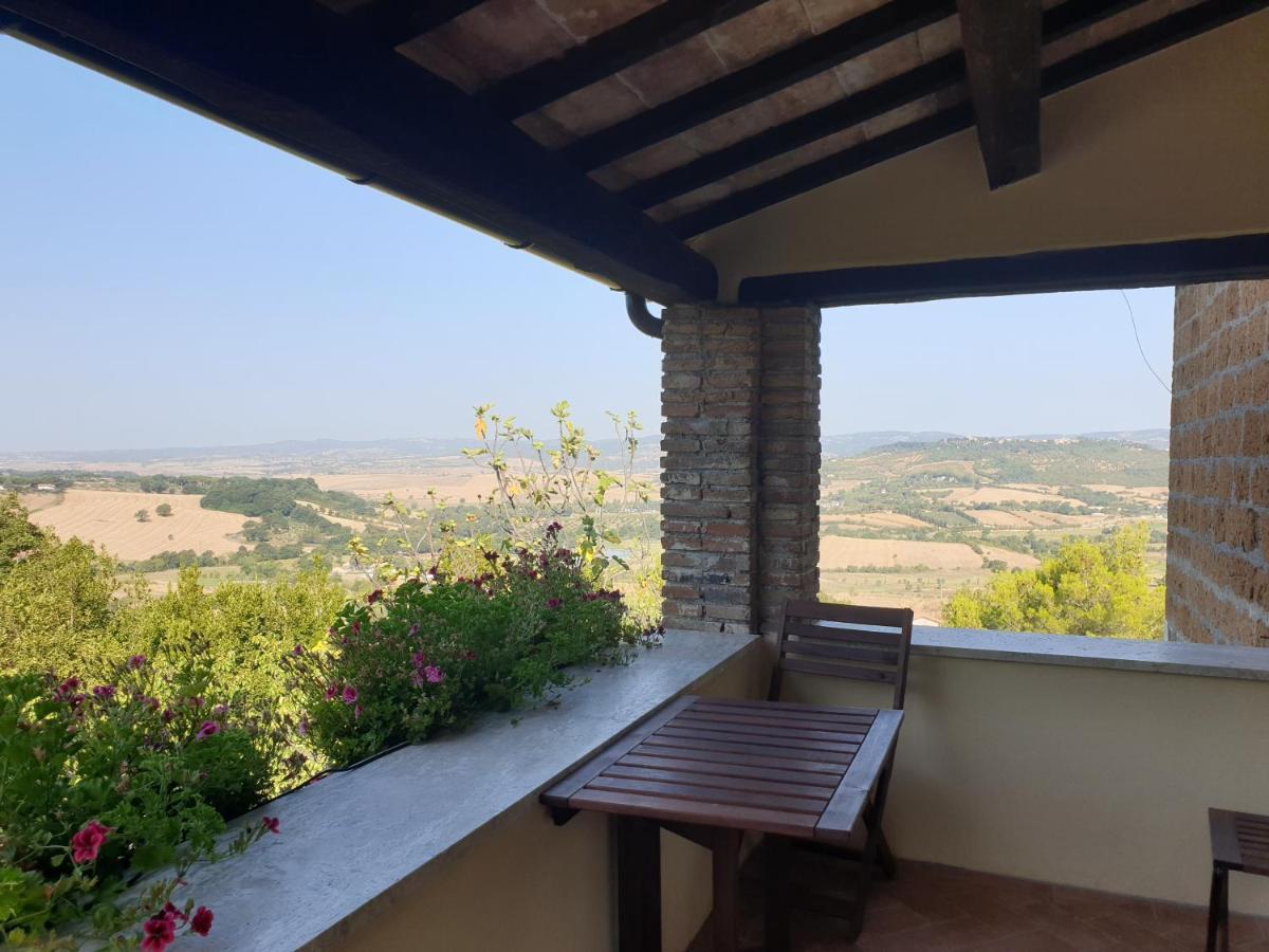 Le Querciolaie Monte Cavallo - Upper Apartment Сатурния Экстерьер фото